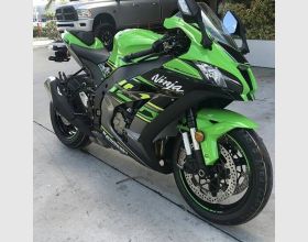 2018 kAwasaki ninja zx10r whatsapp +971525471647