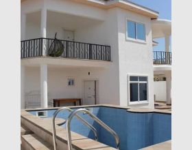  4 bed room house with 2 bed room at East Legon