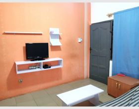  Furnished single room self-contained