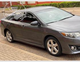 2012 TOYOTA CAMRY SE FULL OPTION