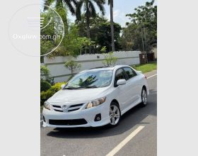2013 Toyota Corolla Sports Fully Loaded