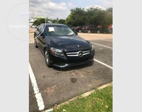 2017 MERCEDES BENZ C300 FULL OPTION