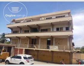 3 shops, offices, chamber n hall self contain for sale