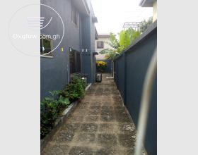 5 Bedroom House For Sale 