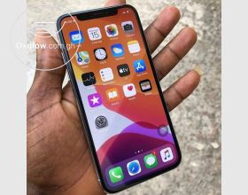 Apple iPhone xs max