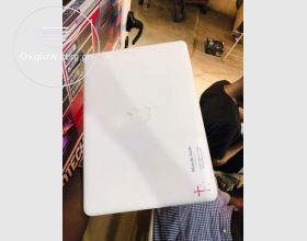 Apple MacBook Dual Core Laptop