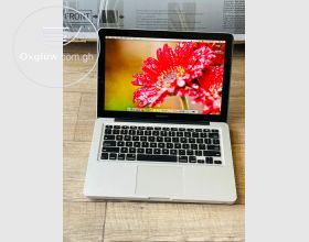 Apple MacBook pro 2012 model