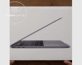 Apple MacBook Pro Core i5 Laptop