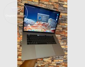 Apple MacBook Pro Core i7 Laptop