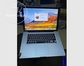 Apple MacBook Pro Core i7 Laptop
