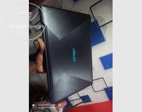 Asus Vivobook Laptop