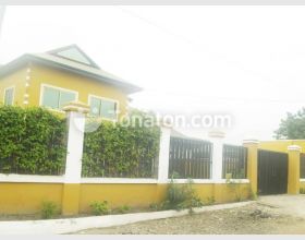 Executive 6bedroom house for sale@Adenta