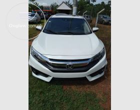 Honda Civic Touring 2017 Model