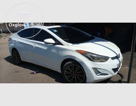 Hyundai Elantra 2012