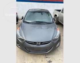 Hyundai Elantra 2013 Standard Model