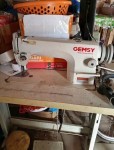 Industrial sewing machin