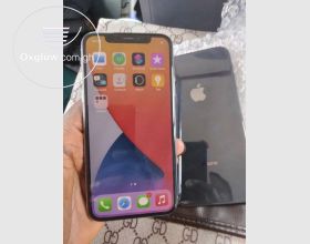 iPhone X 64Gb