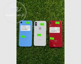 iPhone X and XR