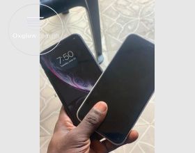 iPhone XR 64Gb