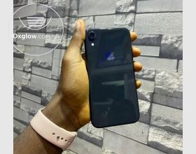 iPhone XR 64Gb
