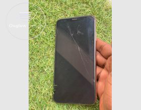 iPhone XsMax 64gb