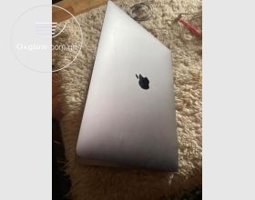 MacBook Air 2020 Laptop
