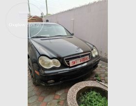 Mercedes Benz C240 2007 Model