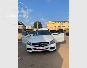 Mercedes Benz C300 2015 Model