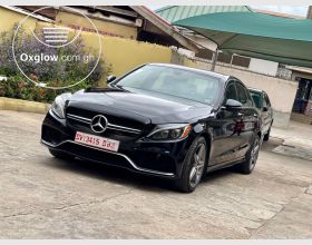 Mercedes Benz C300 2018 Model