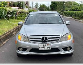 Mercedes Benz C300 4Matic 2010 Model