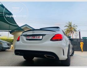 Mercedes Benz C300 4Matic 2017 Model
