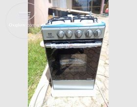 Nasco 4 Burner Oven & Grill Gas Stove