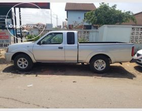 Nissan Frontier 2003 Model