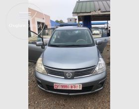 Nissan versa hatchback for sale