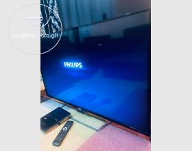Phillps 47" Digital Satellite Smart TV