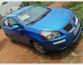 Pontiac Vibe 2011 Model