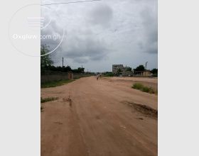 REGISTERED 3 PLOTS AT OFAAKOR KASOA