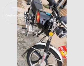 Royal 125 Motorbike