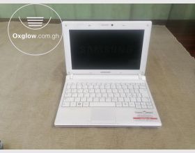 Samsung Mini Laptop