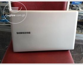 Samsung NP300E5E Core i5 Laptop