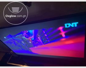 SAMSUNG SMART 43â€ UHD TV