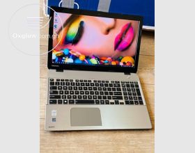 Toshiba Satellite E55-A Laptop