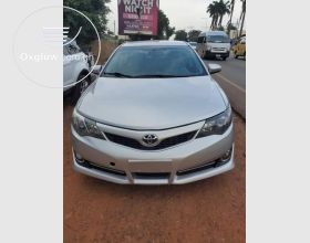 Toyota Camry SE 2013 Model