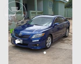 Toyota Camry Sport