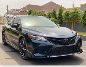 Toyota Camry XSE
