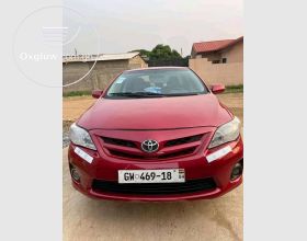 Toyota Corolla LE 2011/12 Model