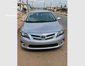 Toyota Corolla LE 2013 Model