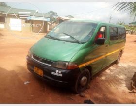 Toyota hiace bus 2002