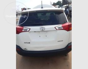 Toyota RAV4 LE 2015 Model