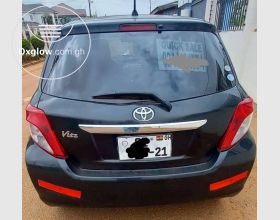 Toyota Vitz 2011 model 3 plugs